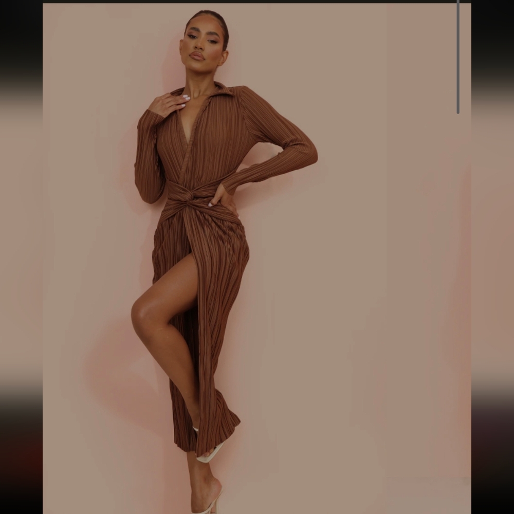Pretty Little Thing Brown Dress With Slit